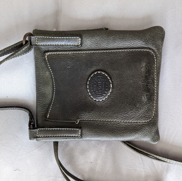 Roots leather crossbody bag - Picture 2 of 3